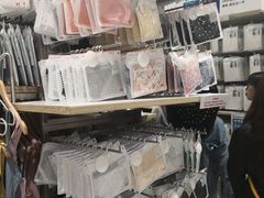-优衣库(无锡荟聚购物中心店)