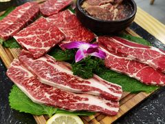 -臻牛烤肉