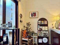 -Café Monson