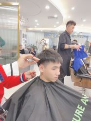 -八佰伴8008星级形象店