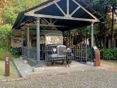 -上海市龙华烈士陵园