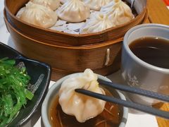 -馋三尺蟹粉小笼(人民广场店)