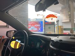 -虹桥火车站-停车场