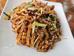 干炒牛河-南记食粥坊·宵夜大排档(莲花店)