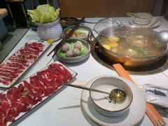 -牛人日志·鲜牛肉骨汤火锅(万科里瑧店)