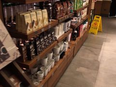 零售区-星巴克臻选(成都宽窄巷子店)