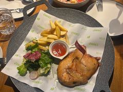 -JINNS锦时 steak&pizza(浸信会礼拜堂旧址店)
