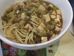 -陇上全荟兰州传统牛肉面(延吉路店)