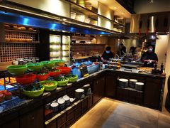 自助取餐区-金海湾自助餐厅(金陵饭店)