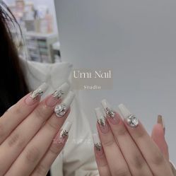 -悦指间美甲美睫