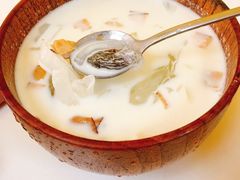 椰奶清补凉-志龙皇冠吃货椰子铺