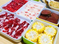 -杨老板·海鲜集市火锅·鲜切牛肉(中防万宝店)