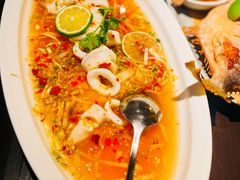 -大头虾越式风味餐厅(光明广场店)