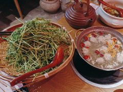 泉水肉丸子嫩豆苗-吃饭皇帝大(合生汇店)