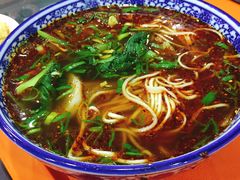 红烧牛肉面-牛一嘴·兰州牛肉面·大盘鸡(财富中心店)