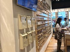 -猫的天空之城概念书店(杭州南宋御街店)