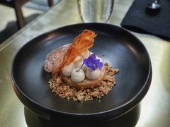 焦糖苹果配山核桃及香草奶油慕斯-AZUL by FUEL蓝色·法式酒馆(琶醍店)