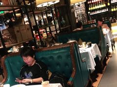 大堂-领鲜活海鲜榴莲自助火锅(东门店)