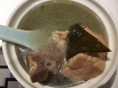 -丹江口渔村·湘味厨房(桃园店)