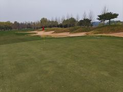 -龙熙温泉高尔夫俱乐部