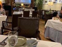 大堂-园丁顿西餐厅(亦庄创新大厦高新视听产业园店)