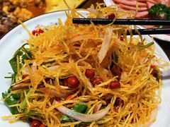 -山河屯铁锅炖·非遗东北菜(南山店)