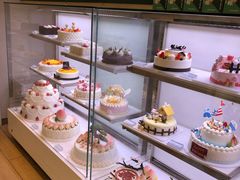 面包甜点陈列柜-好利来(龙首印象城店)