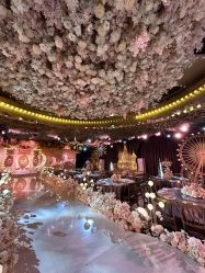 -花嫁丽舍婚礼殿堂(世博江景店)