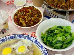 -堂瓦里·33年传统赣菜(第一街区店)