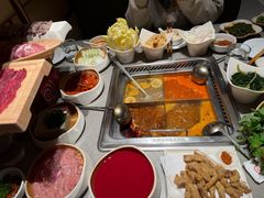 -海底捞火锅(宝龙广场夜宵主题店)