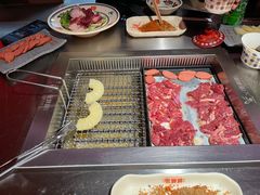 -张牌牌·东北烤肉小吃市集(金楠天街店)