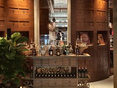 -恰餐厅及酒吧 CHAR Bar & Grill (北京丽都皇冠假日店)