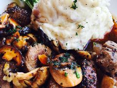 -The Cheesecake Factory(baldwin avenue)
