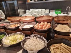 -筠咖啡西餐厅(上海国展宝龙丽筠酒店)