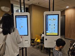 -麦当劳(民盈·国贸城店)
