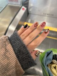 -UGIRL有个美甲