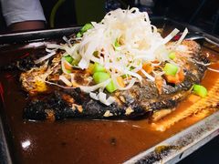 酱香烤鱼-探鱼·鲜青椒爽麻烤鱼(北京路天河城店)