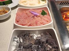 -海底捞火锅鲜切牛肉主题店(长寿路店)