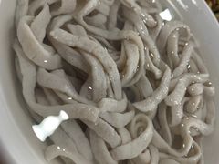 -章记正宗南岗鱼蛋火锅