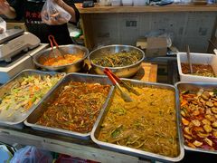 自助取餐区-聚合鑫东北熏酱熟食麻辣面(长阳店)