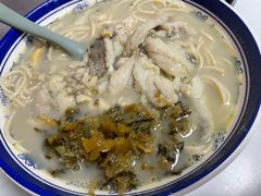 招牌黄鱼面-明呈黄鱼面馆(斜土路店)