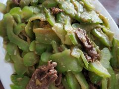 凉瓜炒牛肉-天强农家菜馆