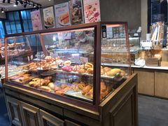 面包甜点陈列柜-多乐之日(华贸天地店)