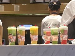 -奈雪的茶(湖滨银泰in77C区PRO店)