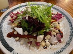 烤甜椒沙拉淋杏仁片-SMOKI & CO(五大道店)