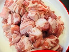 -毛辣果·贵州红酸汤牛肉火锅(西单店)