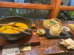 -银米·云南传统过桥米线(双廊黑金冠店)