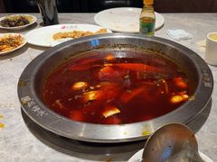 -忘情水鱼头·鲜鱼火锅(滨江中路店)