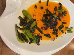 -石磨豆花家常菜·牦牛排土火锅