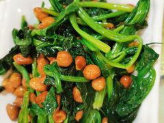 小菠菜拌花生-奥华餐厅·老张记(台基厂店)